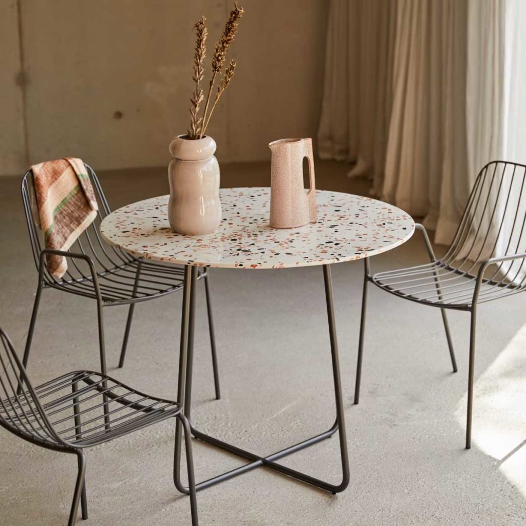 Table ronde en terrazzo premium et métal brown 4 pers.
