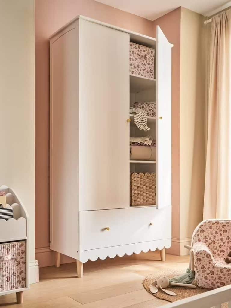 armoire-festons-enfant